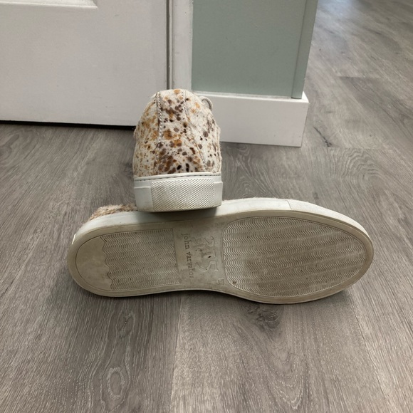 John varvatos Collection REED LOW TOP SNEAKER.
Size 9.5 or 42.5 EU - Picture 6 of 11